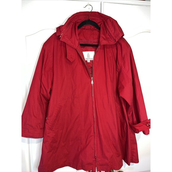 Vintage London Fog Jacket Red Medium Zip Hood Shoulder Pads Buttons Pockets - Picture 1 of 15